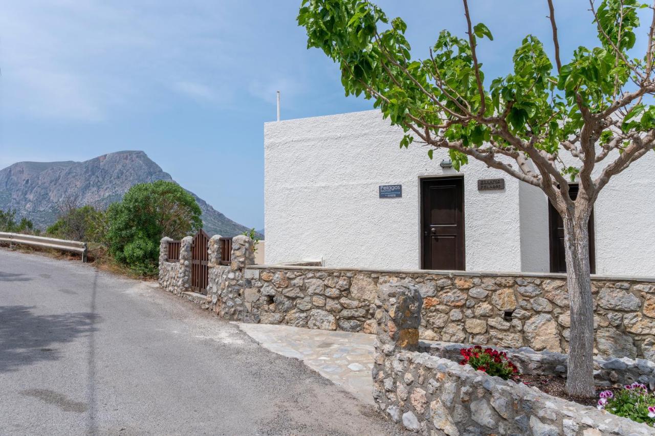 Pelagos Seafront Accommodation - George Myrties Exterior photo