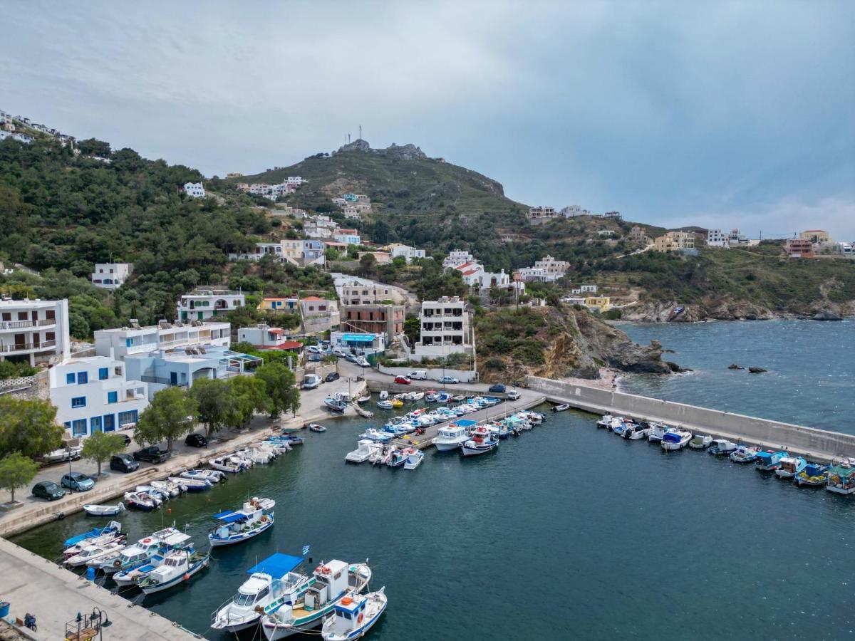 Pelagos Seafront Accommodation - George Myrties Exterior photo